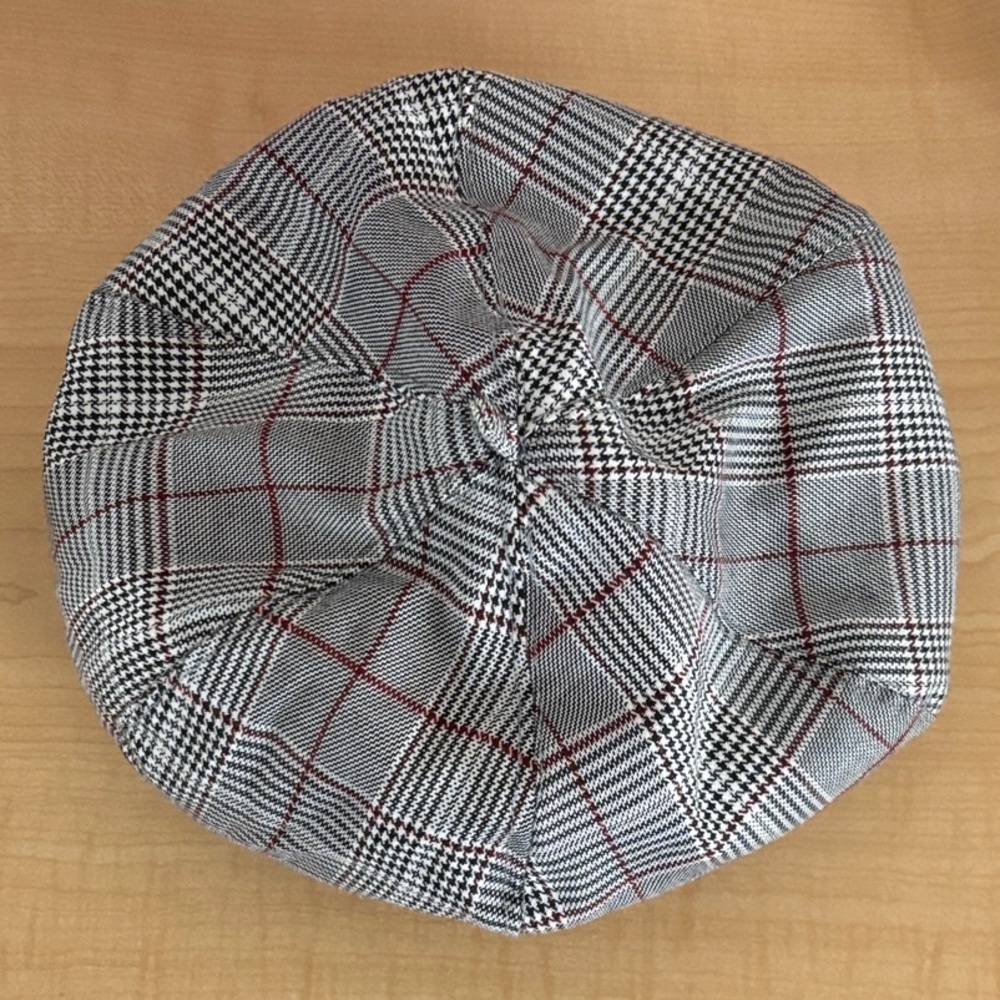 Forever 21 Gray Plaid Beret